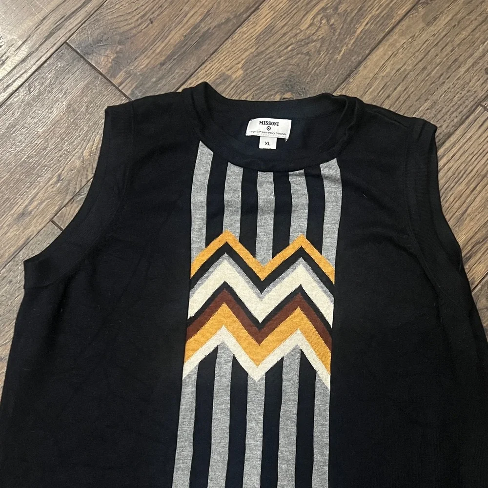 Missoni Sleeveless Sweater Dress with Chevron Pattern - Picture 3 of 5
